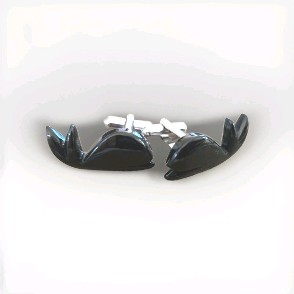 vintage Gentlemans whale cufflinks Estate Find Retro